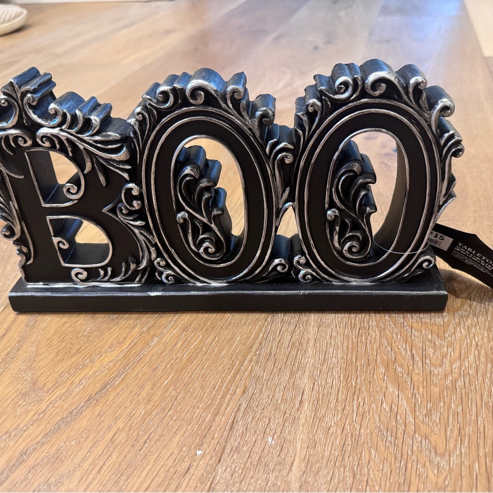Black and Silver Decorative 'BOO' Sign